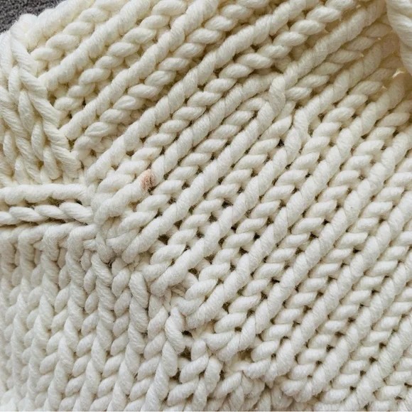 Tommy Hilfiger Vintage 2003 Mock Neck Cream Knit Sweater | XL - Picture 7 of 10